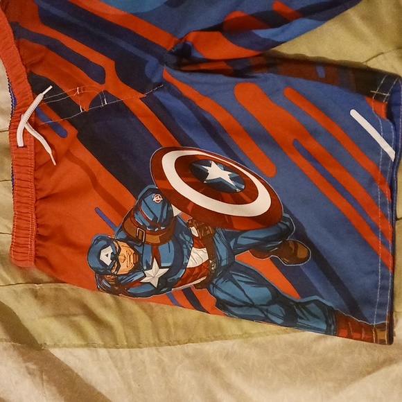 Boys Marvel Captain America Swim Trucks - Picture 3 of 4